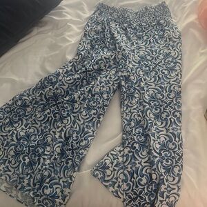 Blue and white tile print cece linen palazzo pants